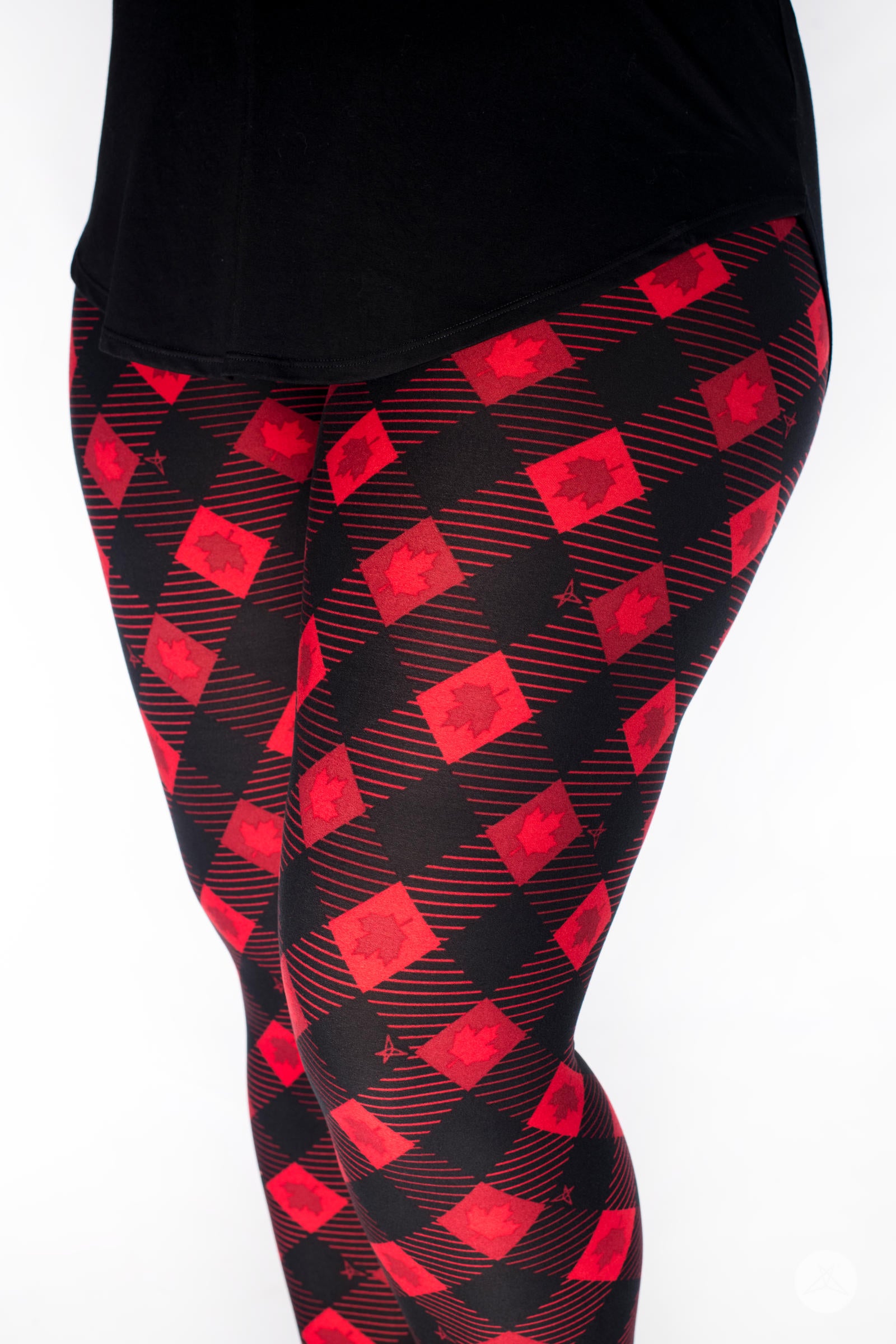 Canada Strong Crops leggings - SweetLegs