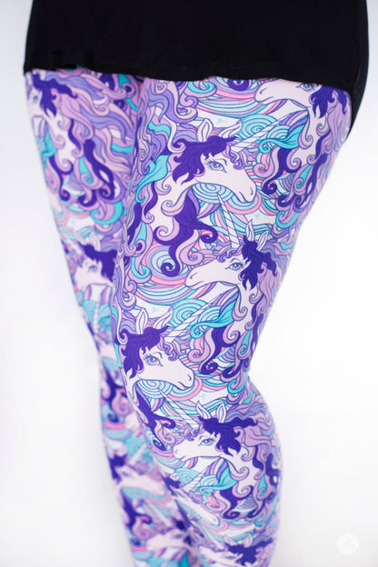 Lady Amalthea leggings - SweetLegs