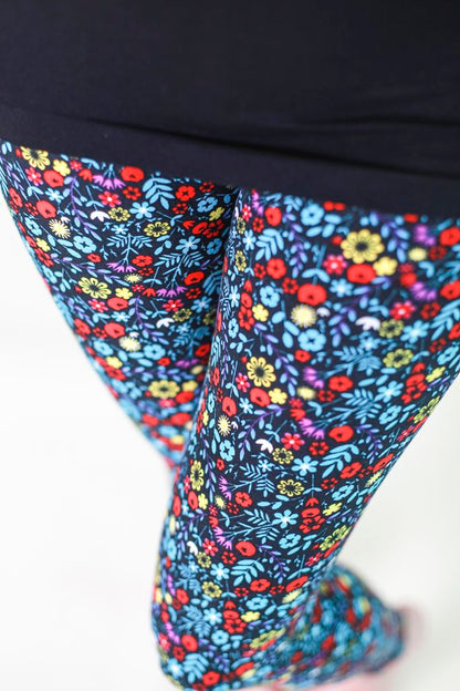 Nella's Garden leggings - SweetLegs